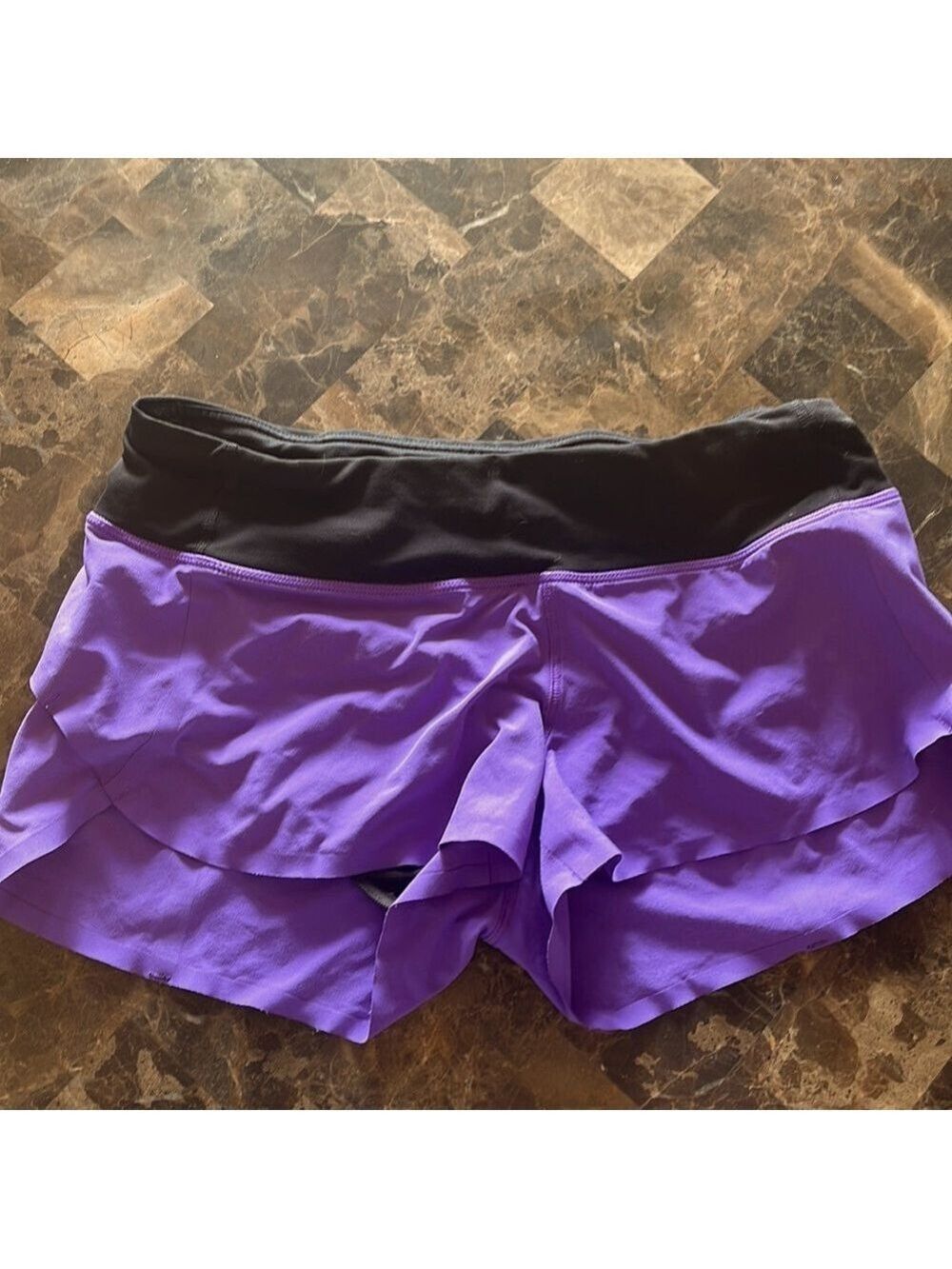 Lululemon Lined Hotty Hot Shorts Size 6❤️❤️